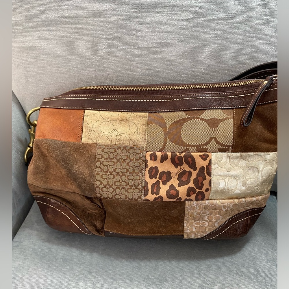 EUC Coach, beautiful leather original patchwork, design bag, 16”Wx11”Hx4”D - Picture 17 of 17